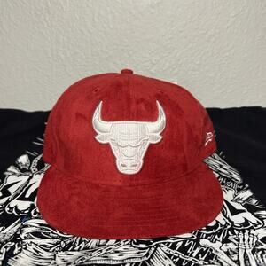 Chicago Bulls Snapback Baseball Hat New Era 9Fifty Red Faux Suede w/White Logo